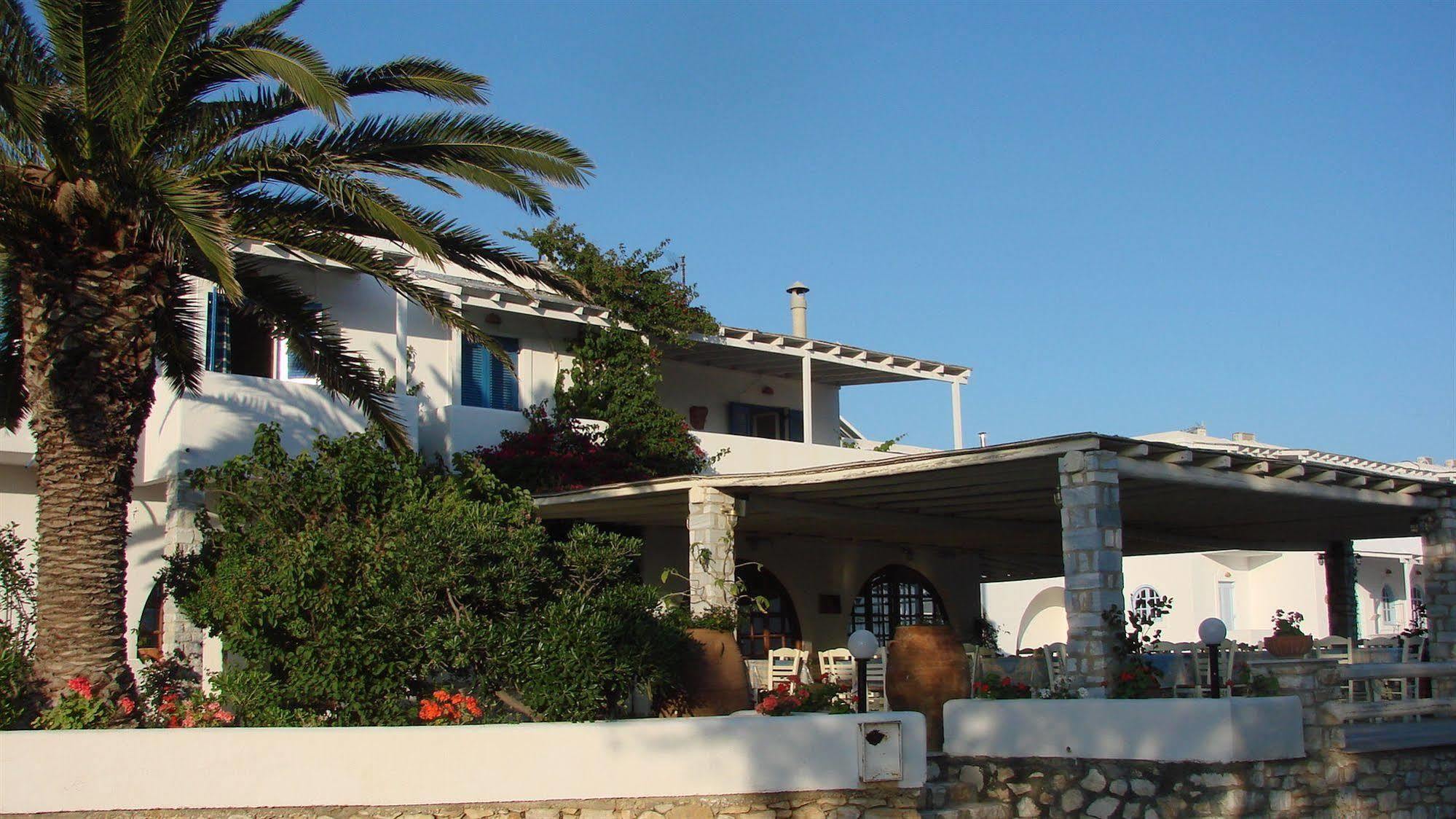Galatis Beach Hotel Alikí Kültér fotó