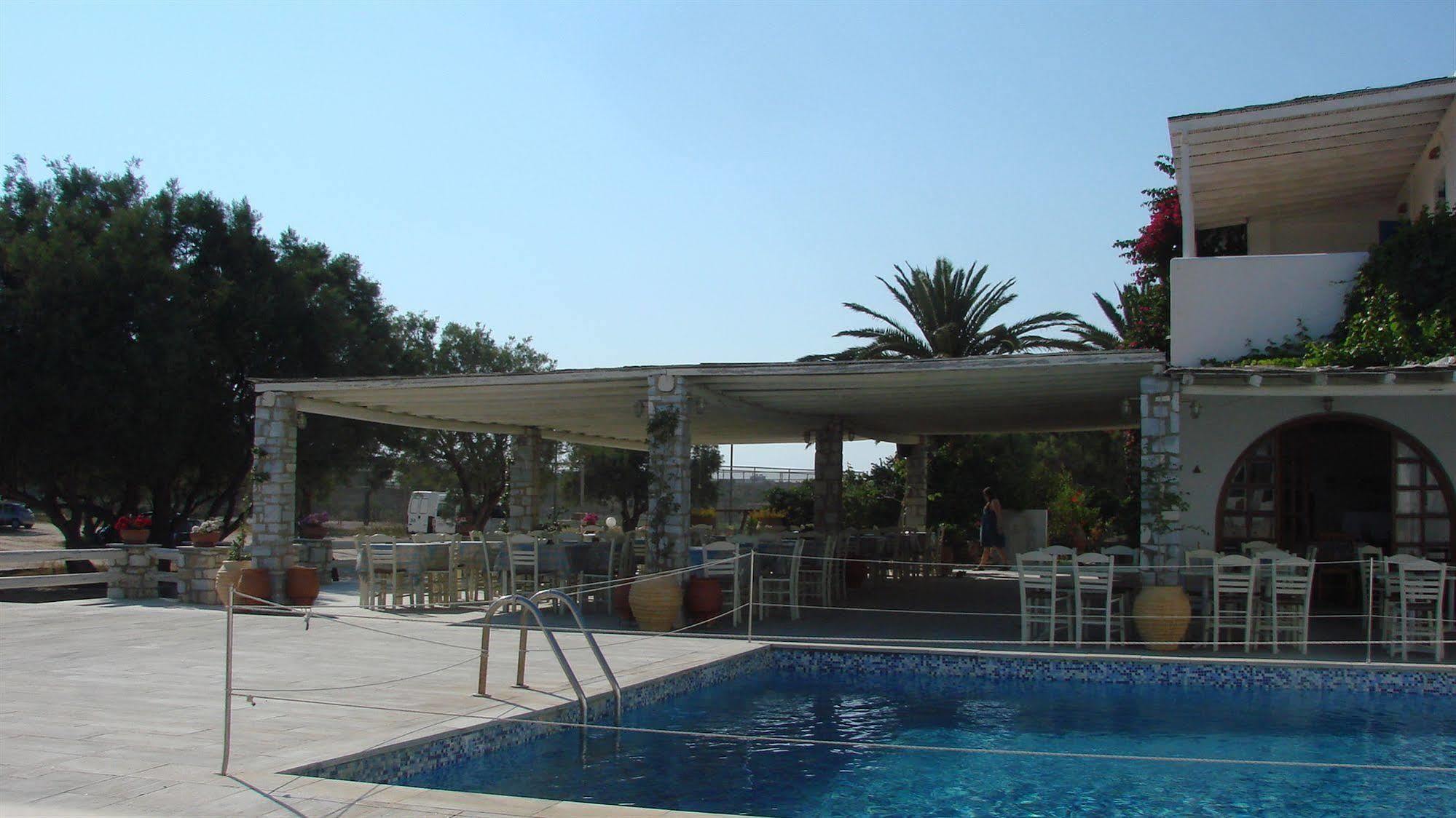 Galatis Beach Hotel Alikí Kültér fotó